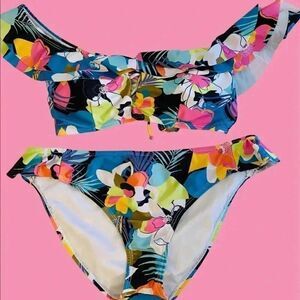 Off the shoulder tropical pattern ruffle  bikini